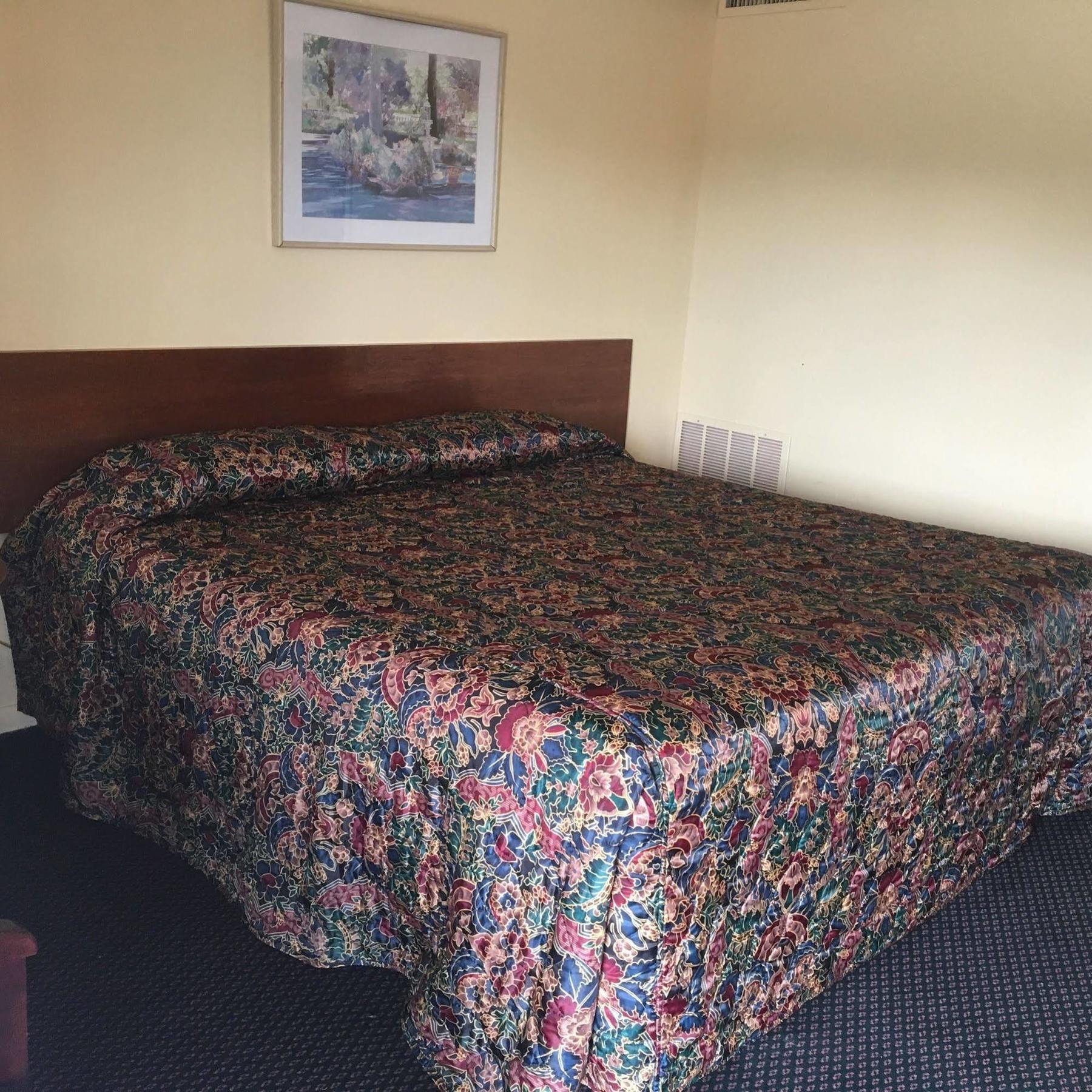 Guest House Motel Chanute מראה חיצוני תמונה