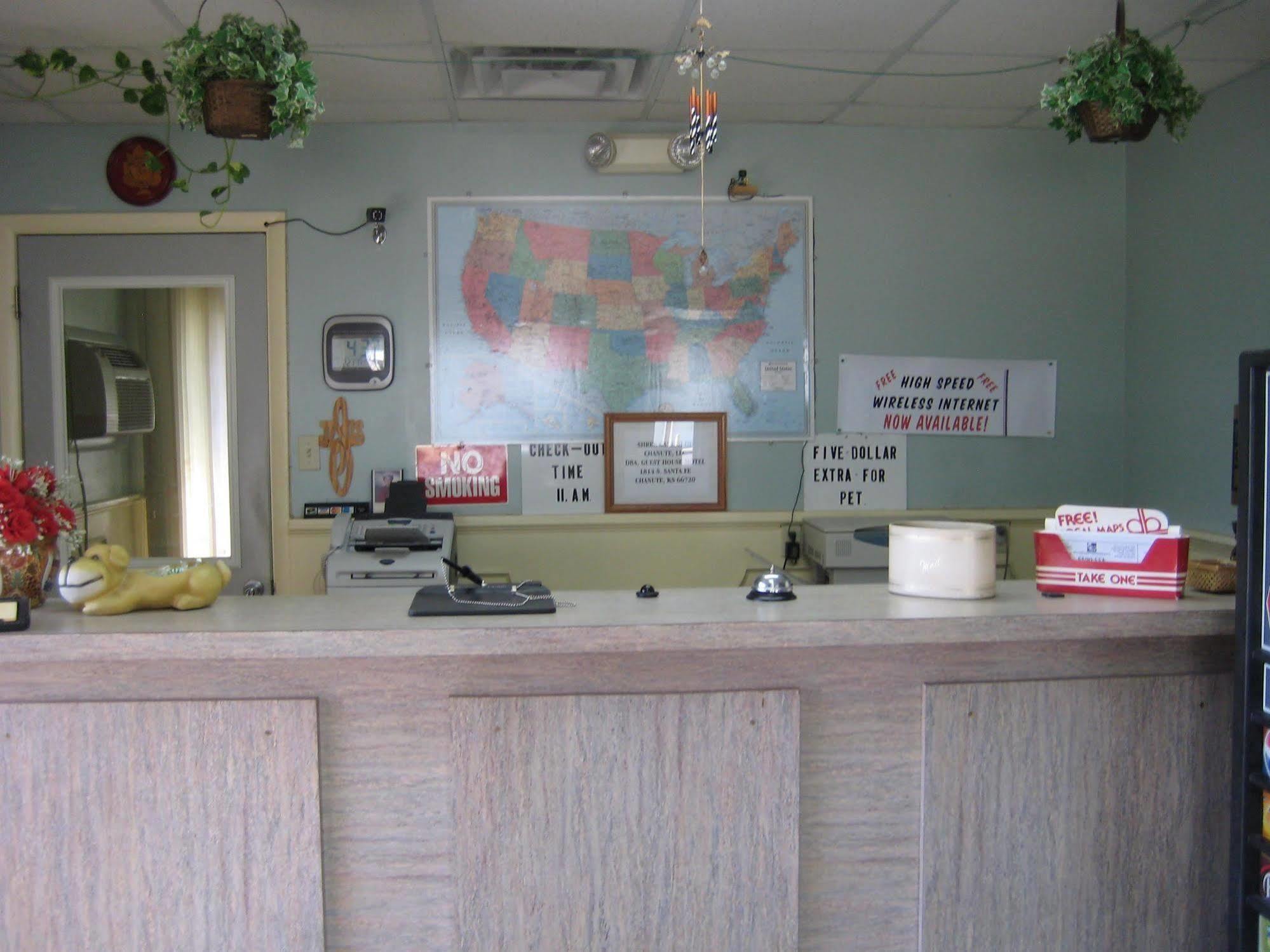 Guest House Motel Chanute מראה פנימי תמונה